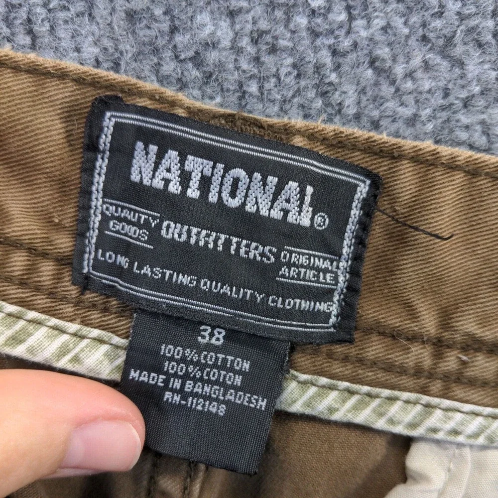 National Outfitters Men's Cargo Shorts Brown Size 38 100% Cotton Pockets